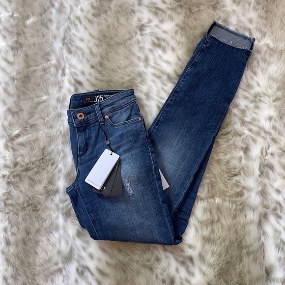 Armani Exchange J25 Super Skinny Stepped Hem Distressed Jeans - Picture 8 of 8
